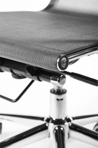 Кресло для персонала ХЕЛЬМУТ LB