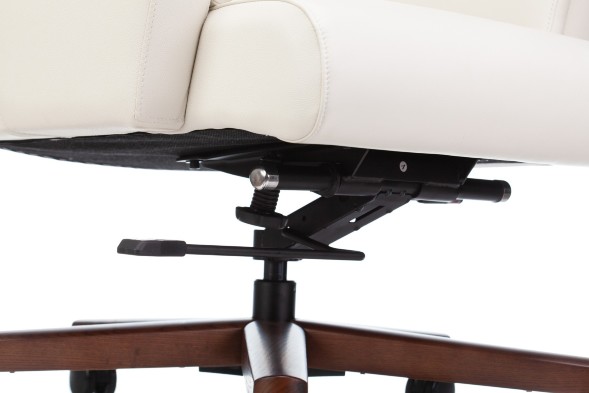 Кресло руководителя Бюрократ _DUKE